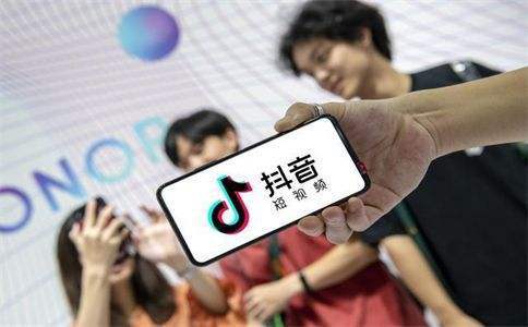 抖音什么作品容易吸粉，如何发作品日涨1000粉技巧